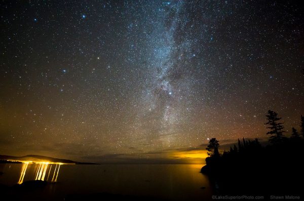 Time lapse du ciel nocturne du Michigan - Aurores Polaires